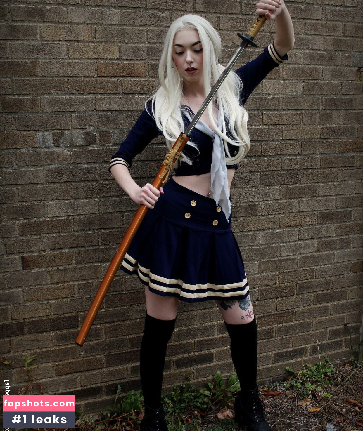 Victoria Kreeps gallery photo #13