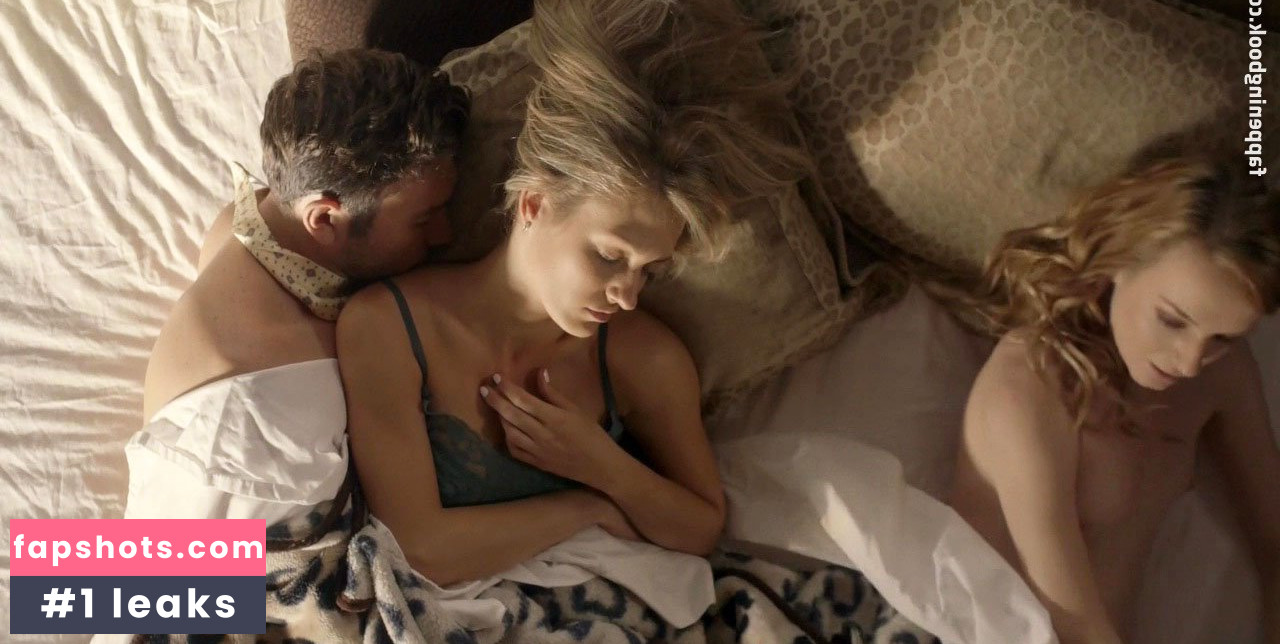 Victoria Levine gallery photo #7