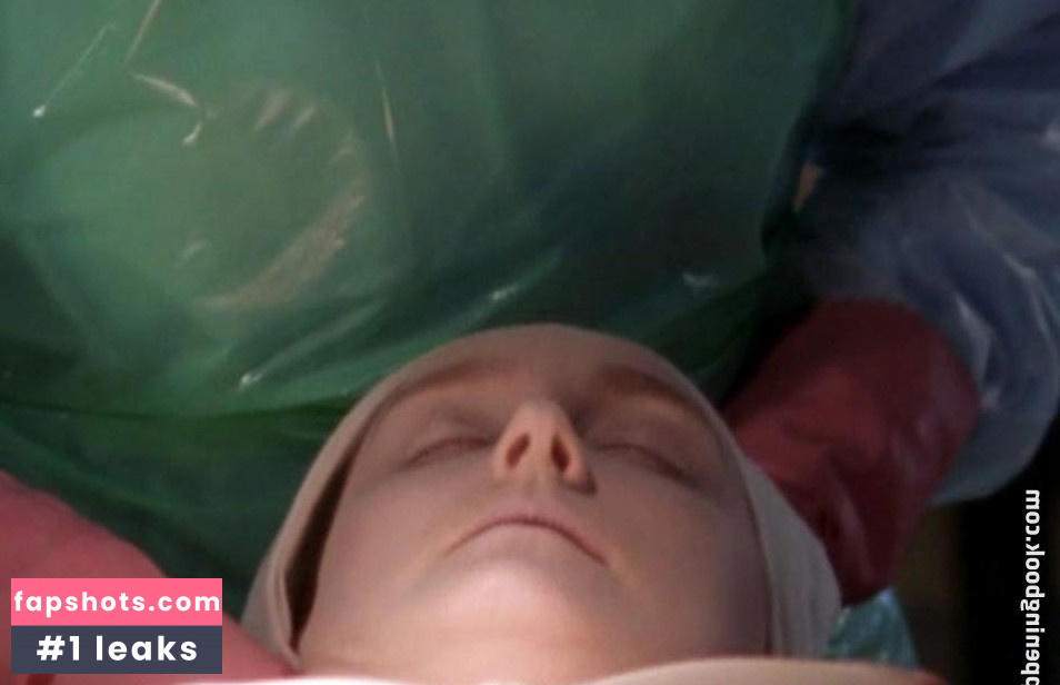 Victoria Longley gallery photo #4