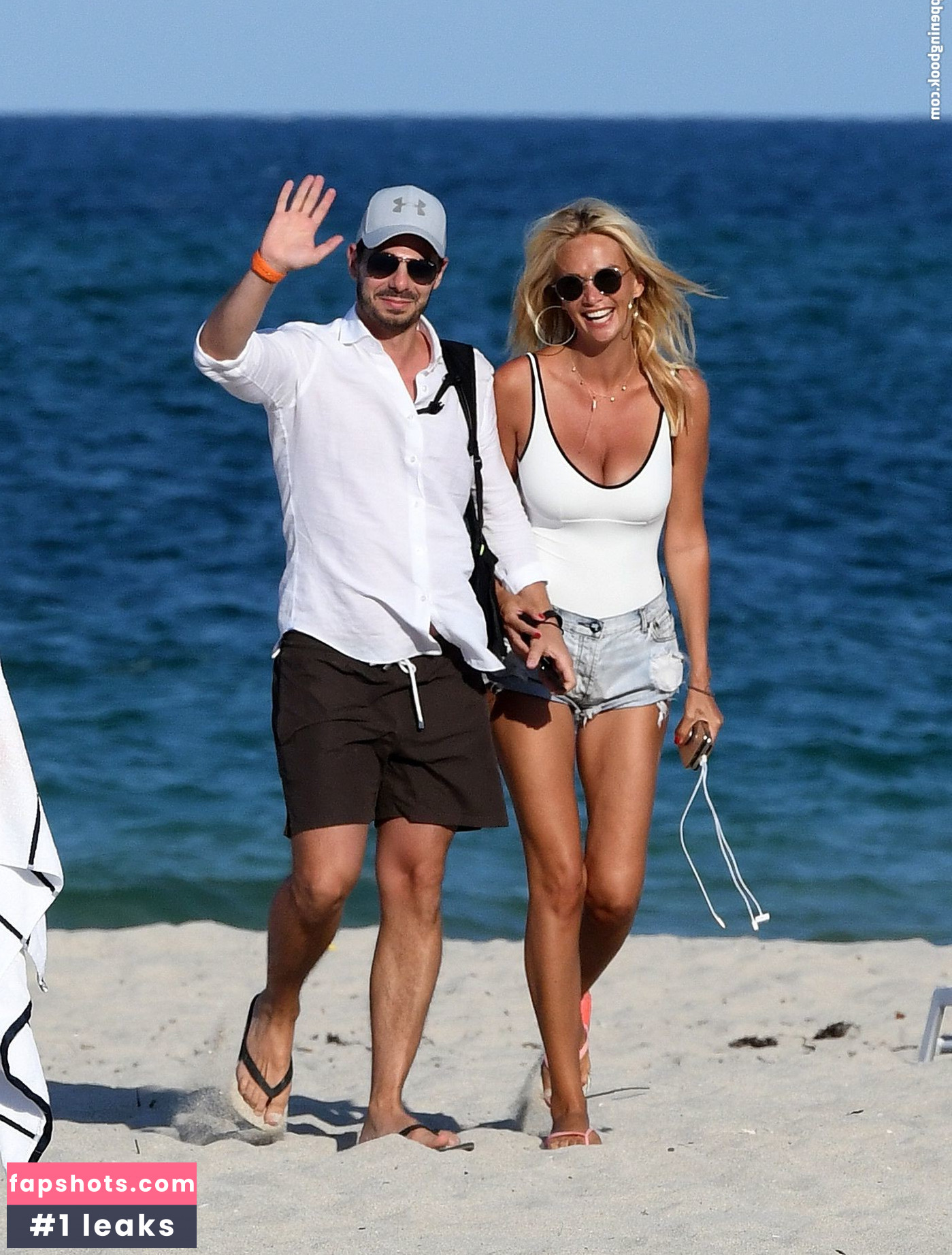 Victoria Lopyreva gallery photo #86