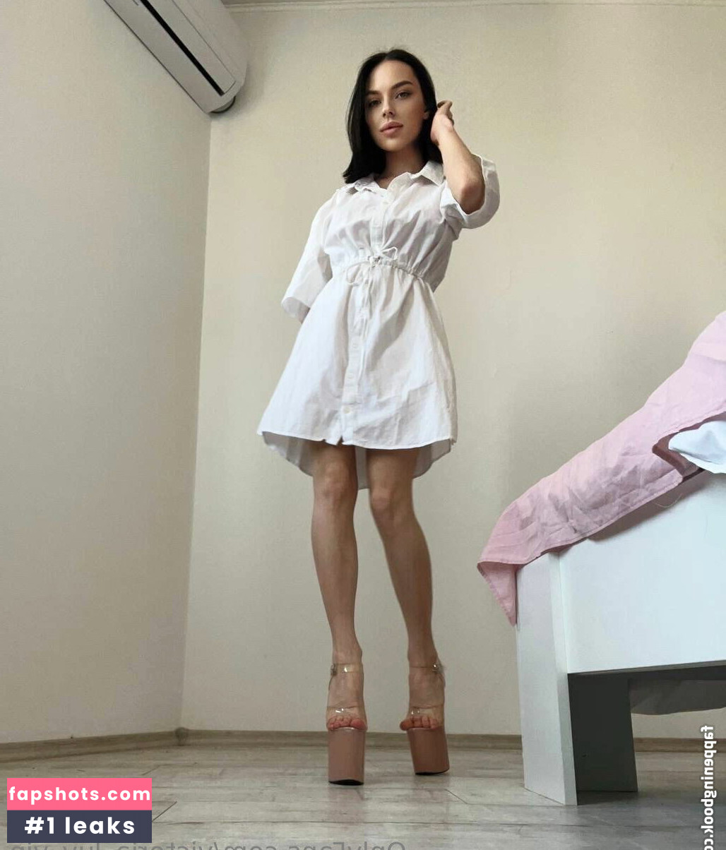 Victoria Luv gallery photo #13