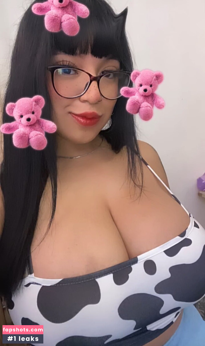 Victoria Ontiveros gallery photo #2