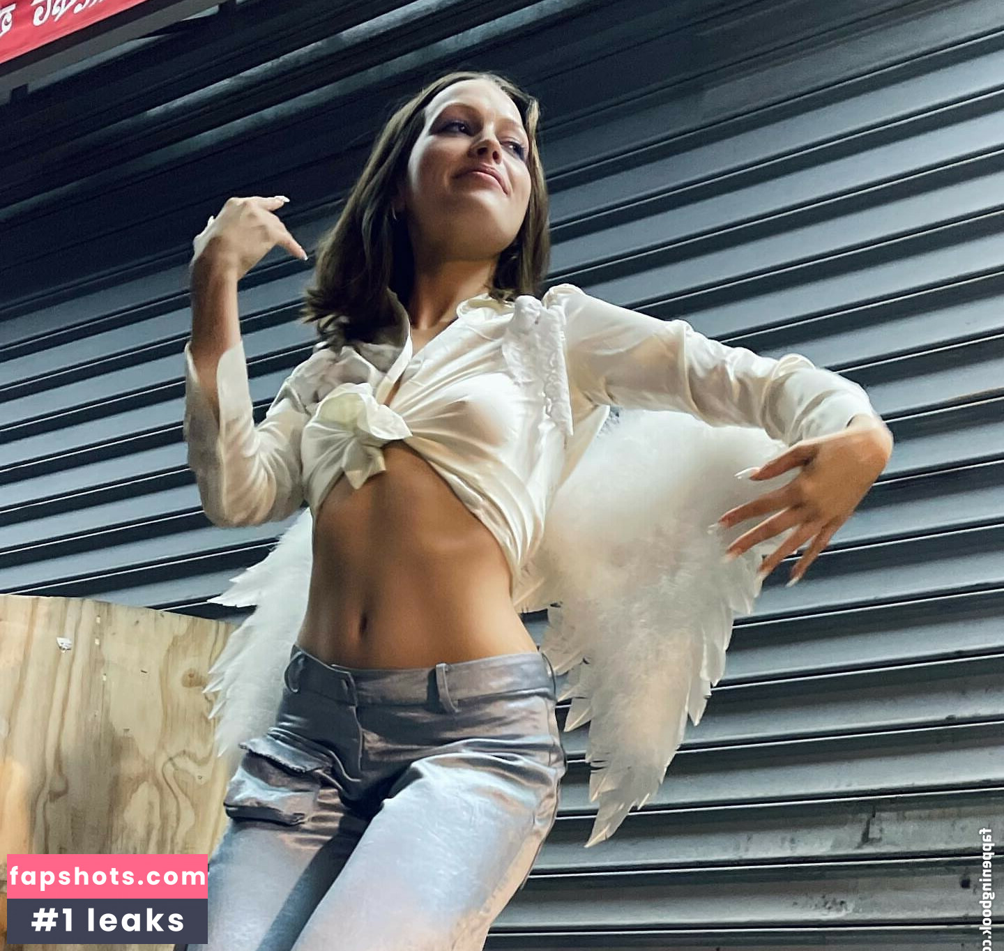 Victoria Pedretti Nahé úniky fotek pouze od fanoušků #3 - Fapshots