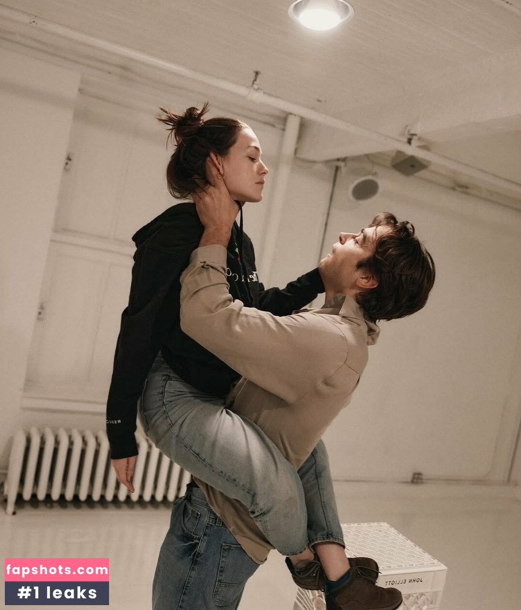 Victoria Pedretti Nahé úniky fotek pouze od fanoušků #8 - Fapshots