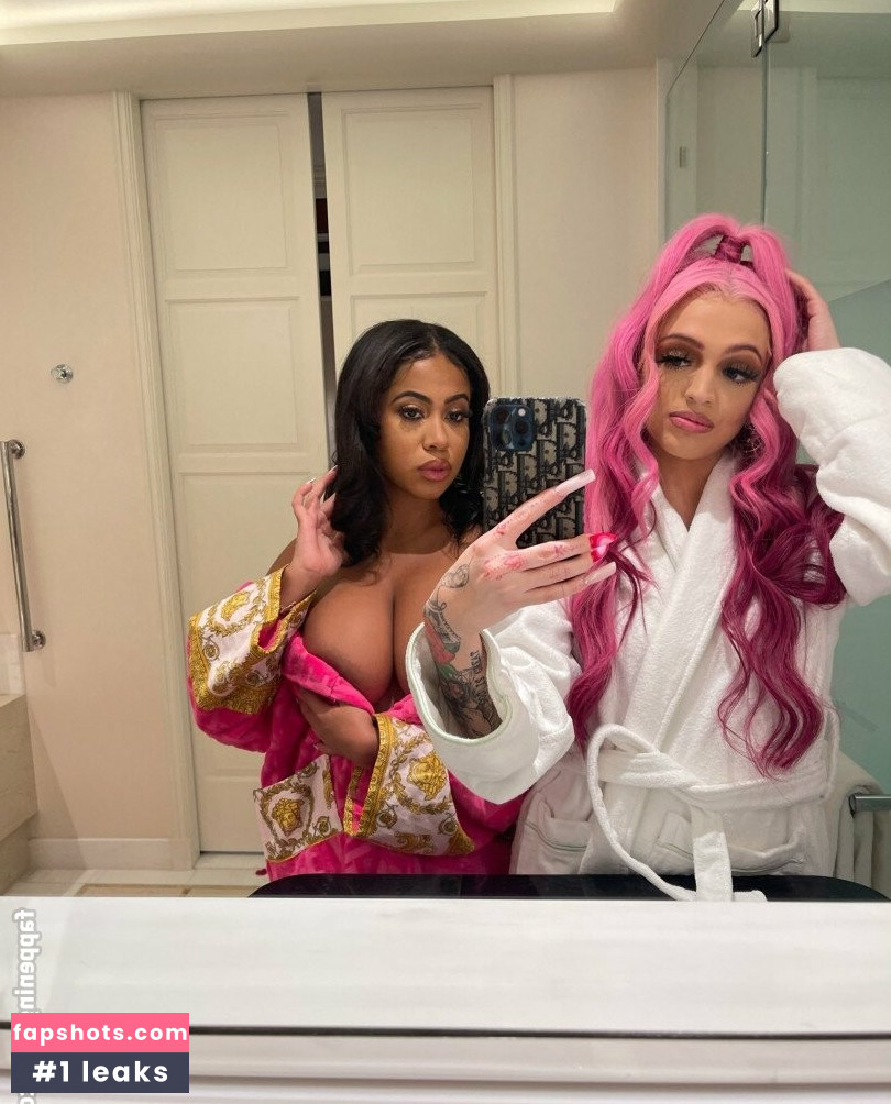 Victoria Rclaiire nude babe gallery