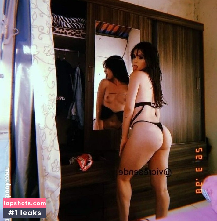 Victoria Resende Nude Leaks OnlyFans Photos #2 - LeakJerk