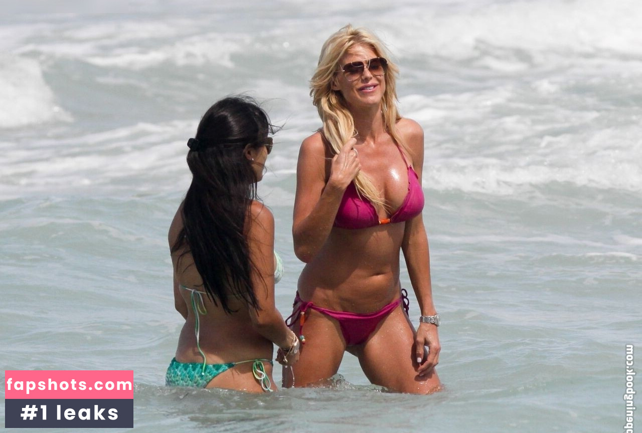 Victoria Silvstedt Nahé úniky fotek pouze od fanoušků #120 - Fapshots