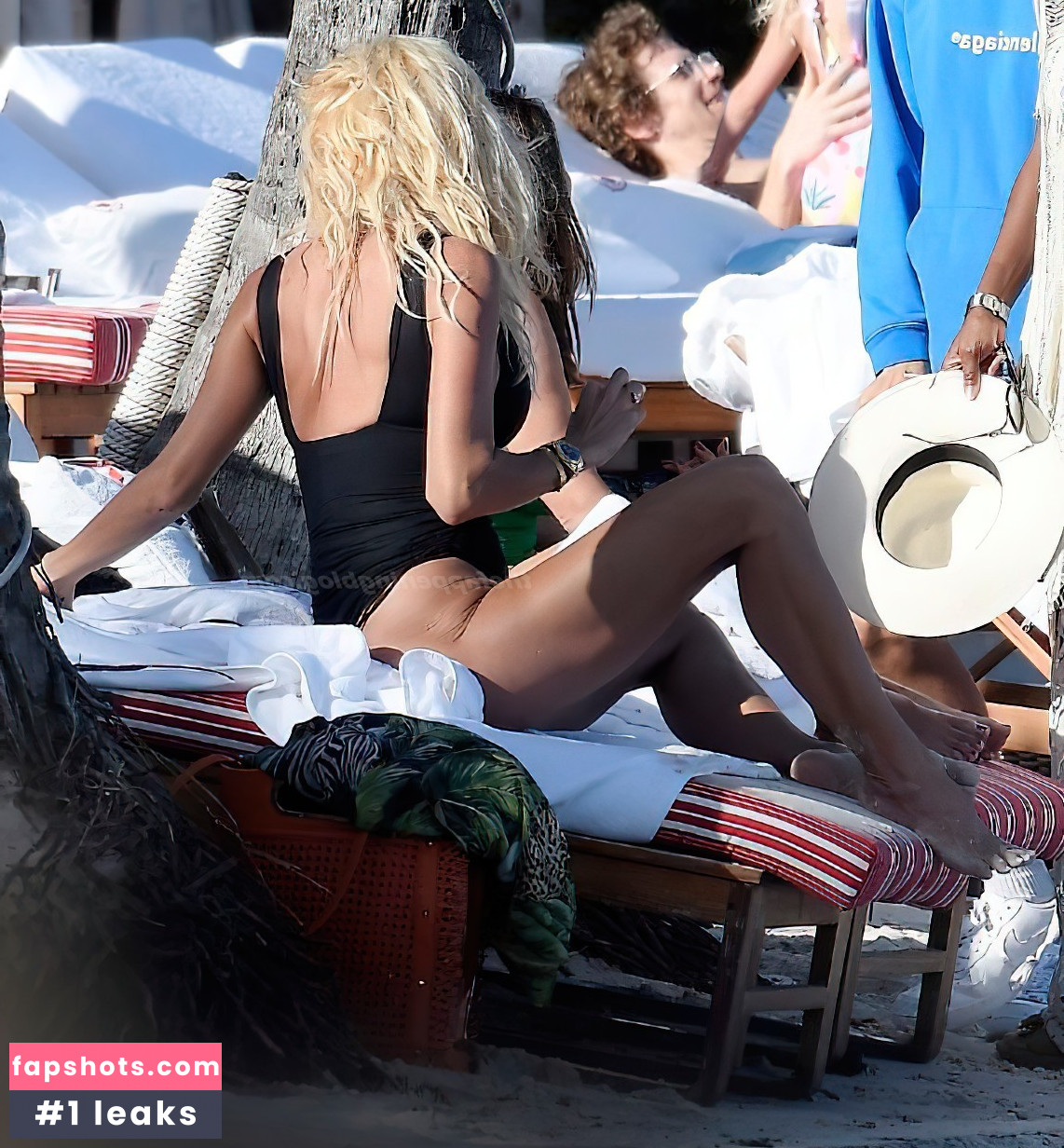 Victoria Silvstedt gallery photo #1545