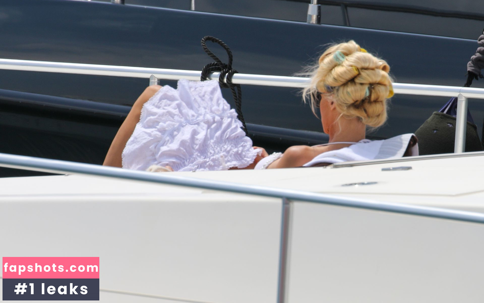 Victoria Silvstedt gallery photo #1952