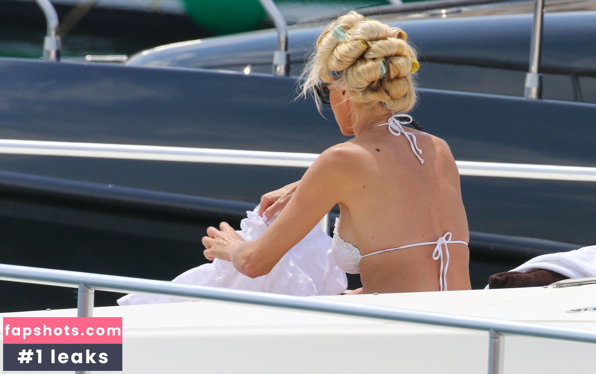 Victoria Silvstedt gallery photo #1956