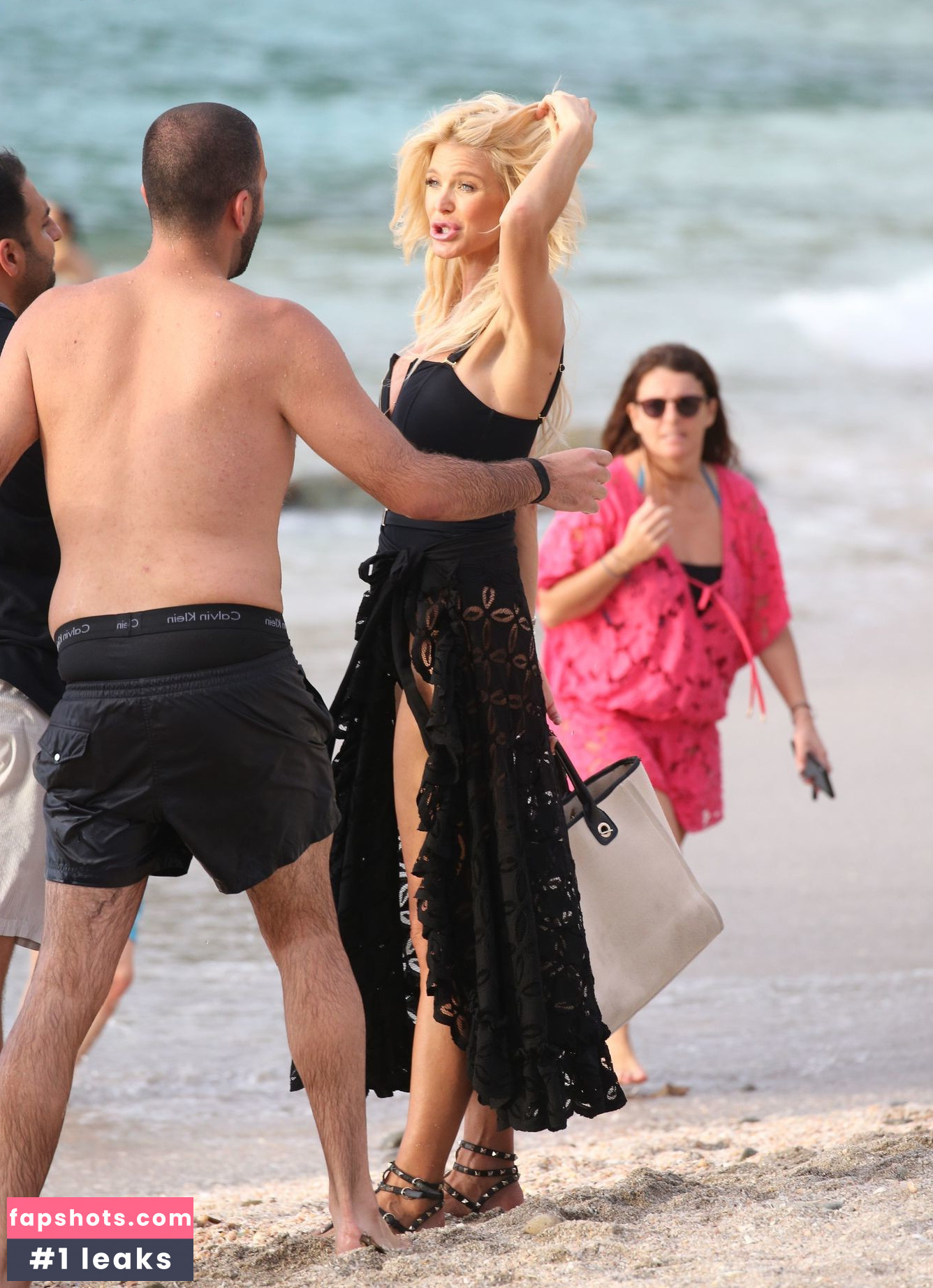 Victoria Silvstedt gallery photo #2154