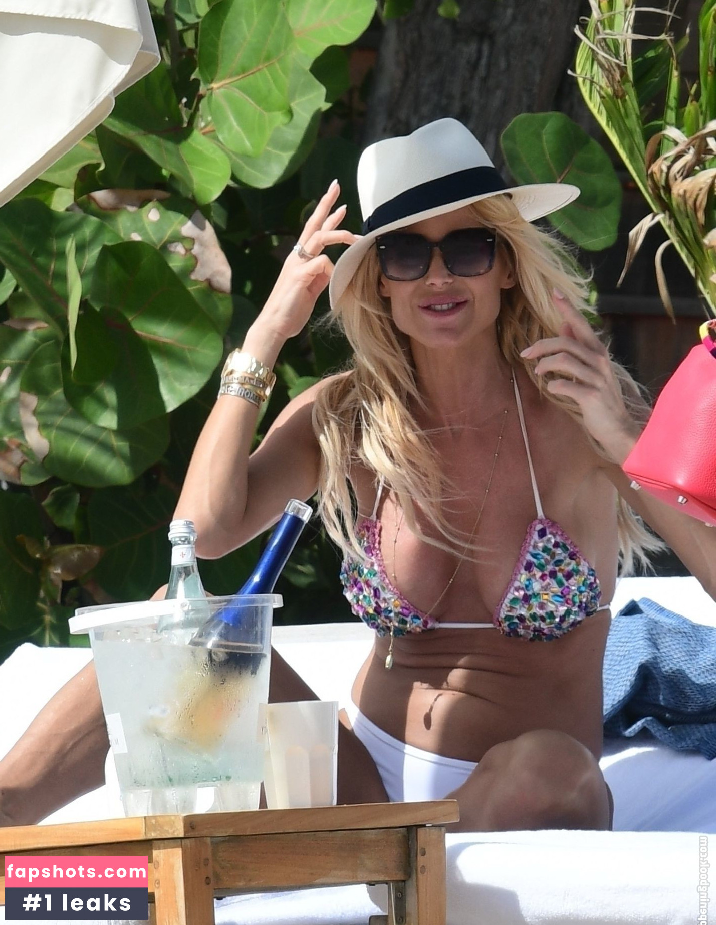 Victoria Silvstedt gallery photo #2173