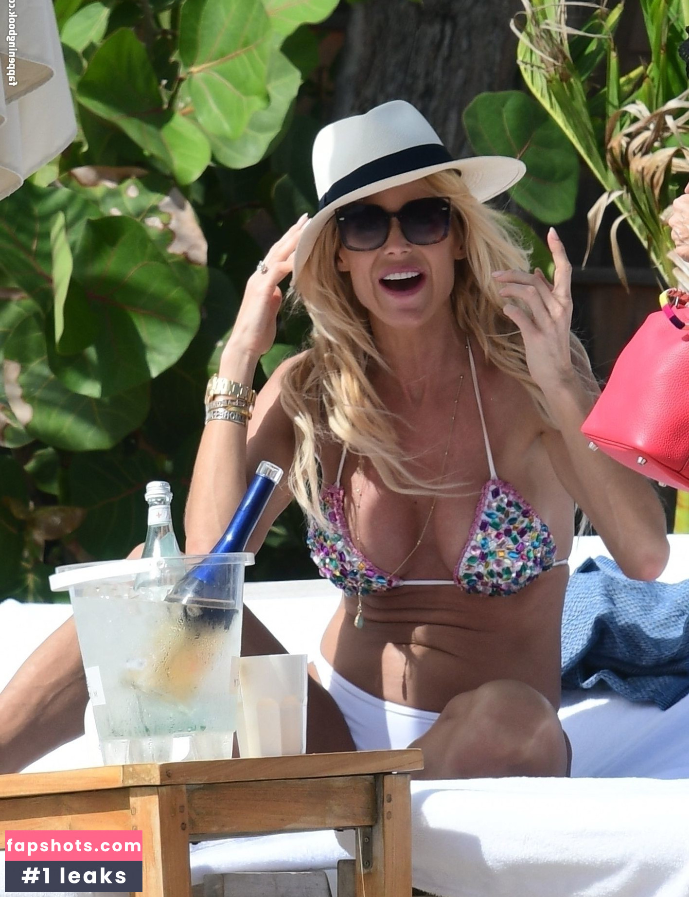 Victoria Silvstedt gallery photo #2209