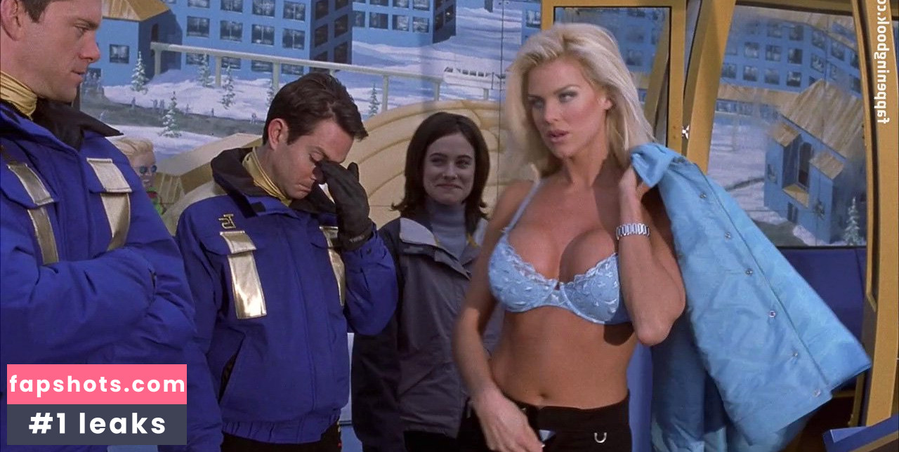 Victoria Silvstedt gallery photo #2498