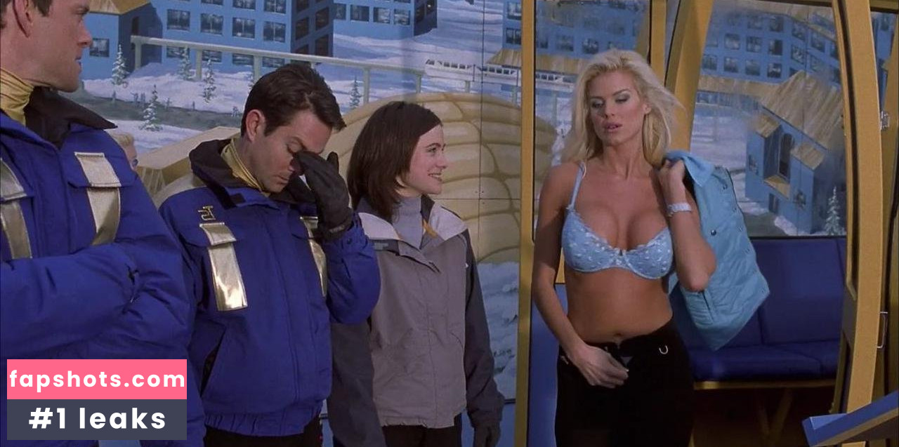 Victoria Silvstedt gallery photo #2517