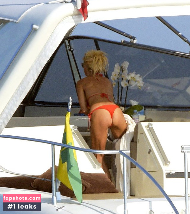 Victoria Silvstedt Nude Leaks OnlyFans Photos #2804 - LeakJerk