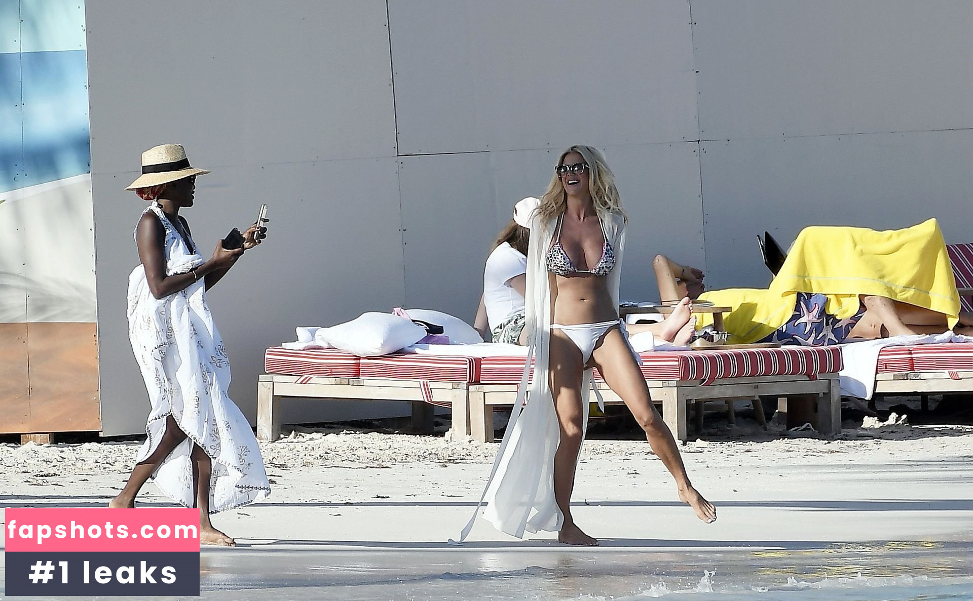 Victoria Silvstedt Nahé úniky fotek pouze od fanoušků #3393 - Fapshots