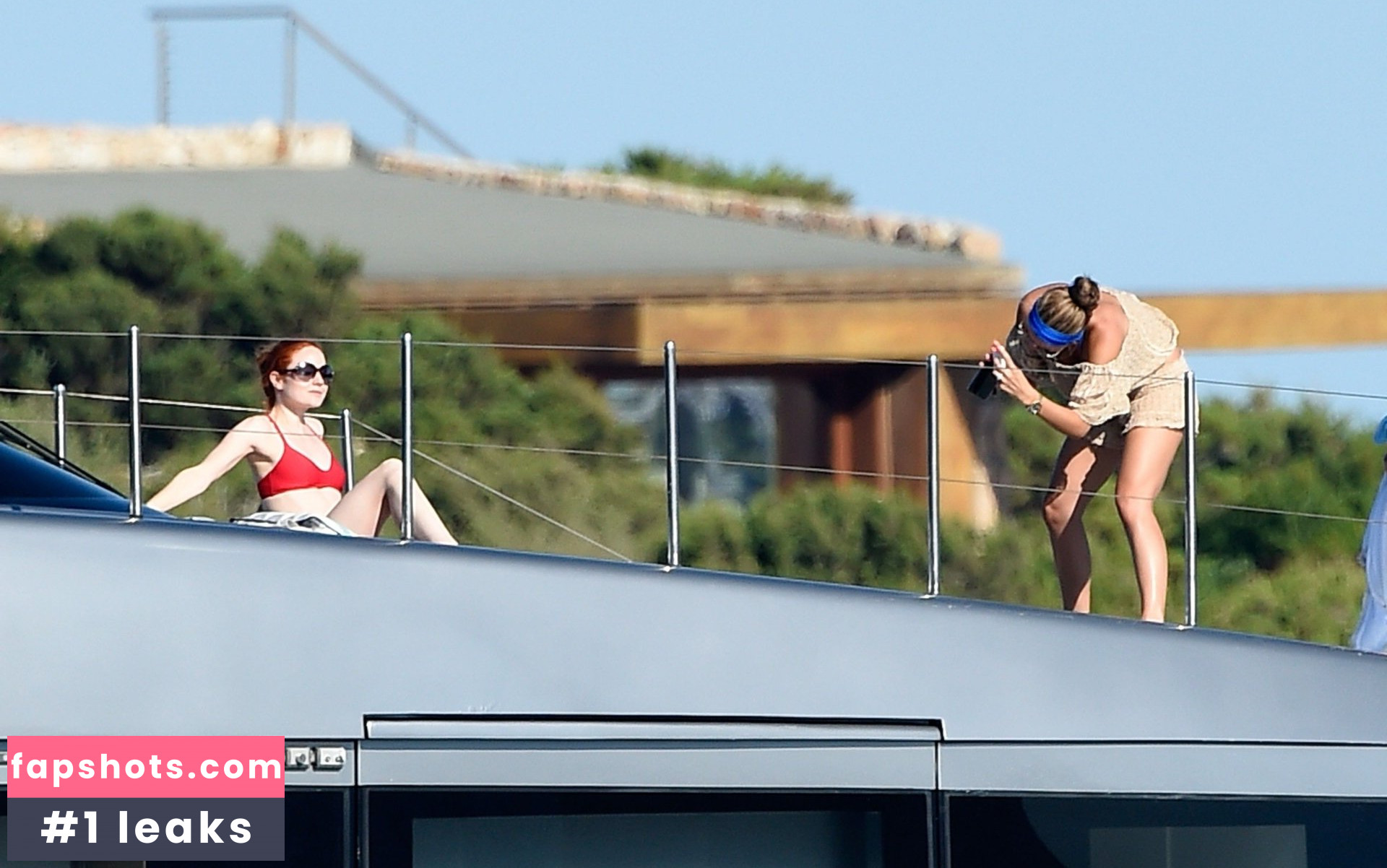 Victoria Swarovski gallery photo #124