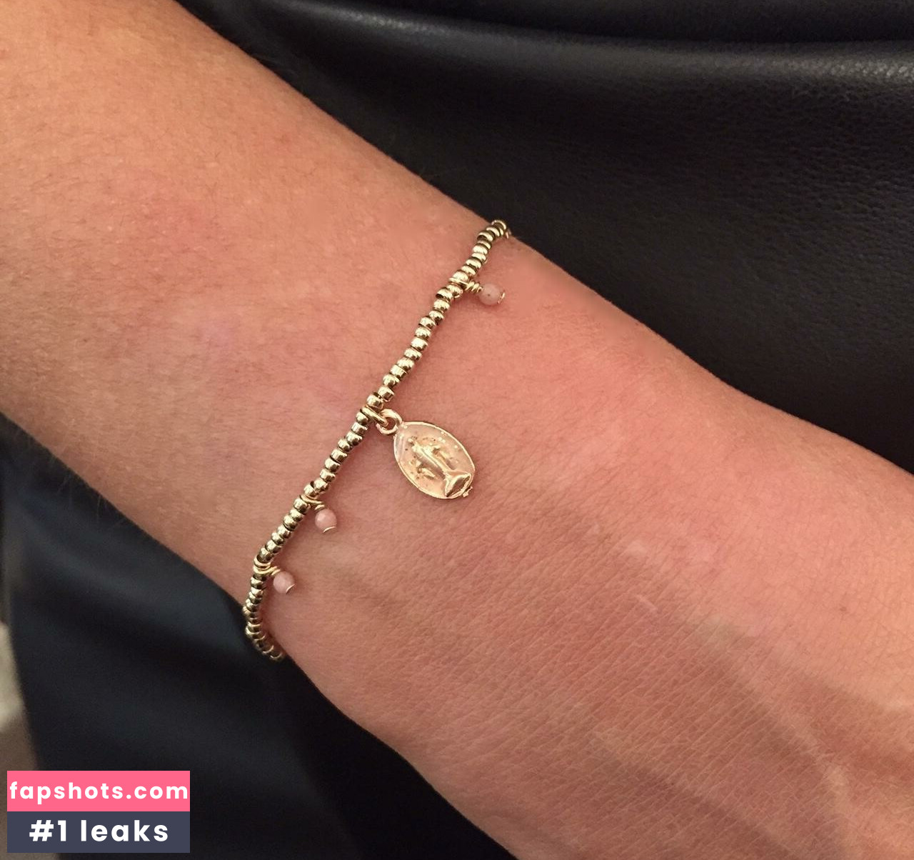 Victoria Valentina gallery photo #3