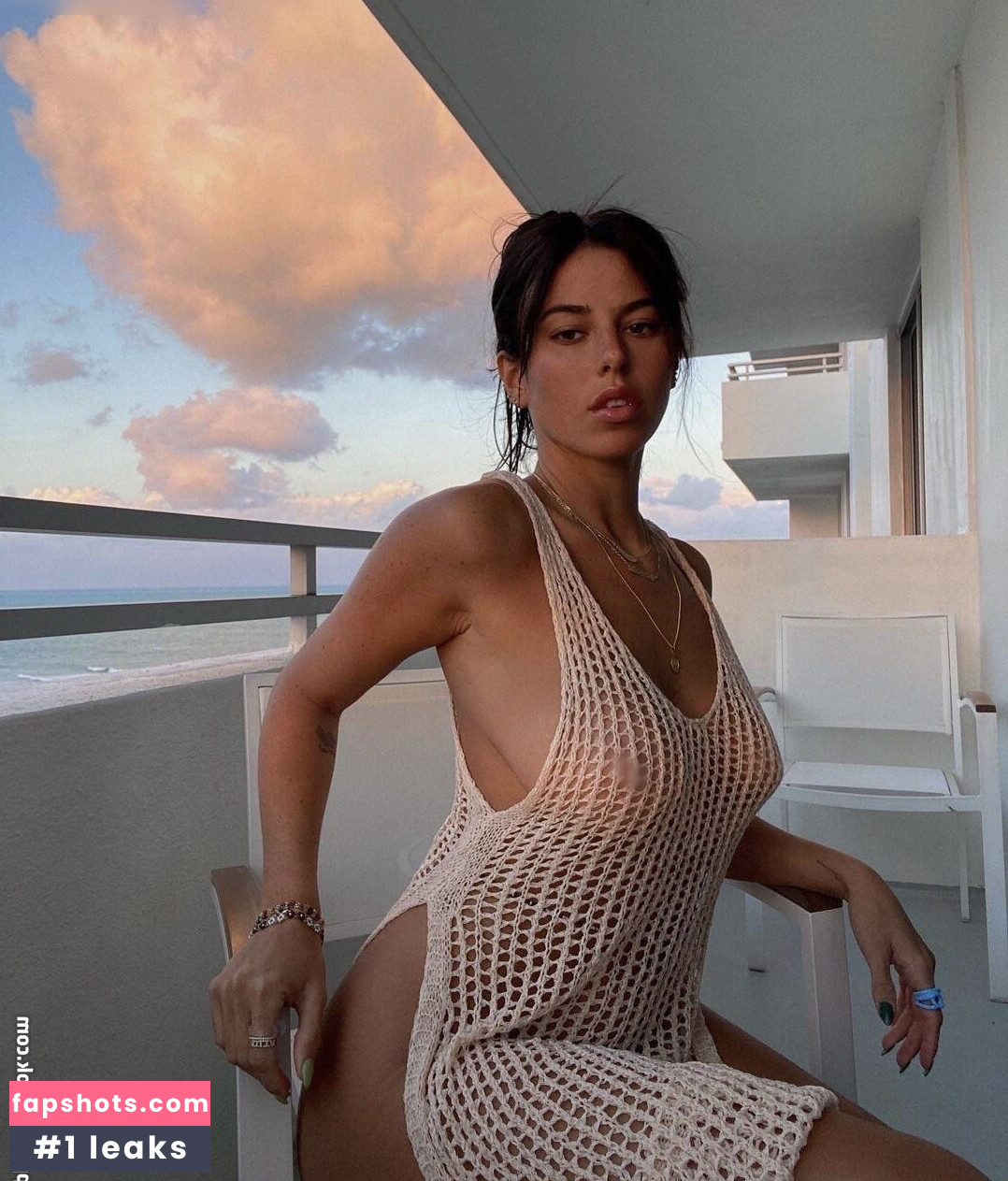 Victoria Villarroel gallery photo #52