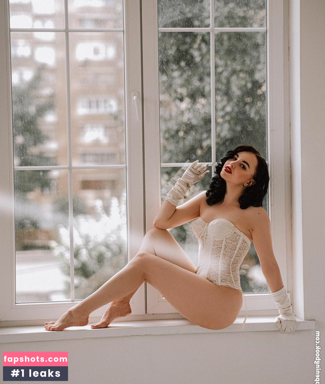 Victoriya gallery photo #7