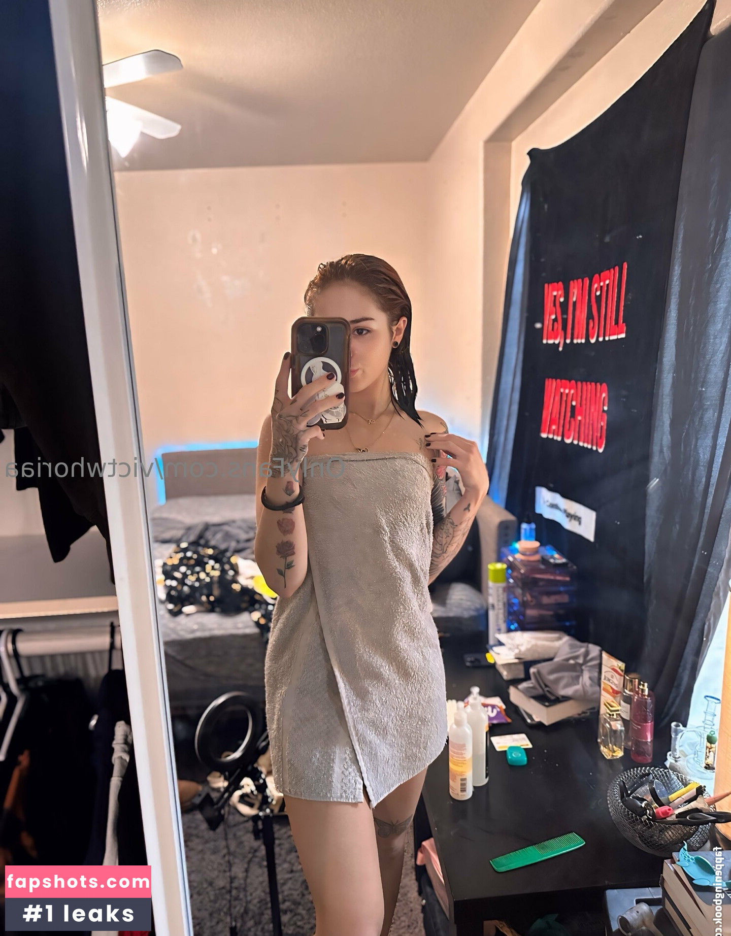 victwhoriaa nude babe gallery