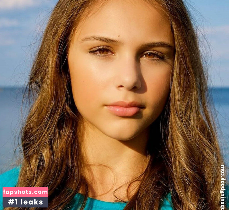 Vienna Maryce gallery photo #20