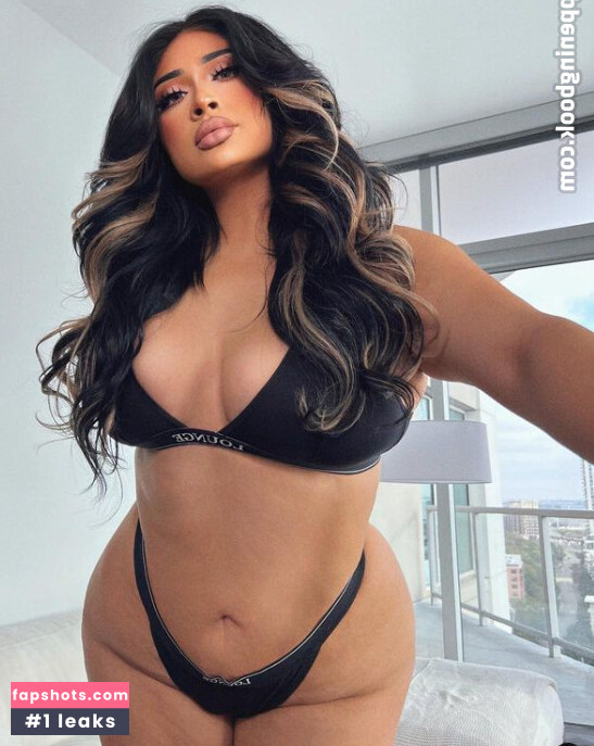 viirdii nude babe gallery