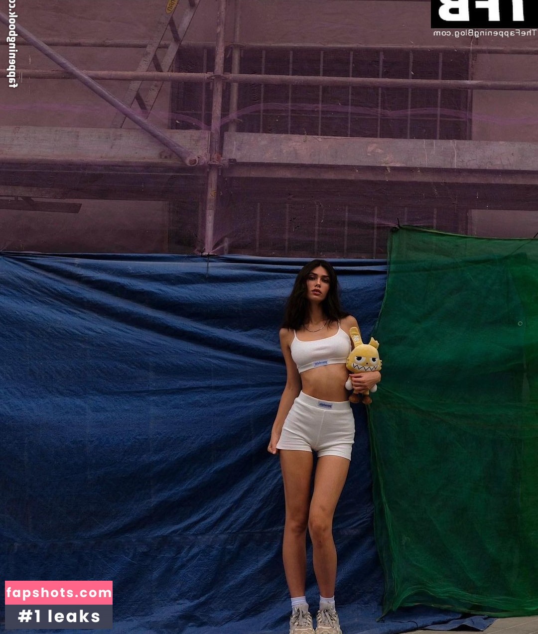 Vika Bronova gallery photo #40