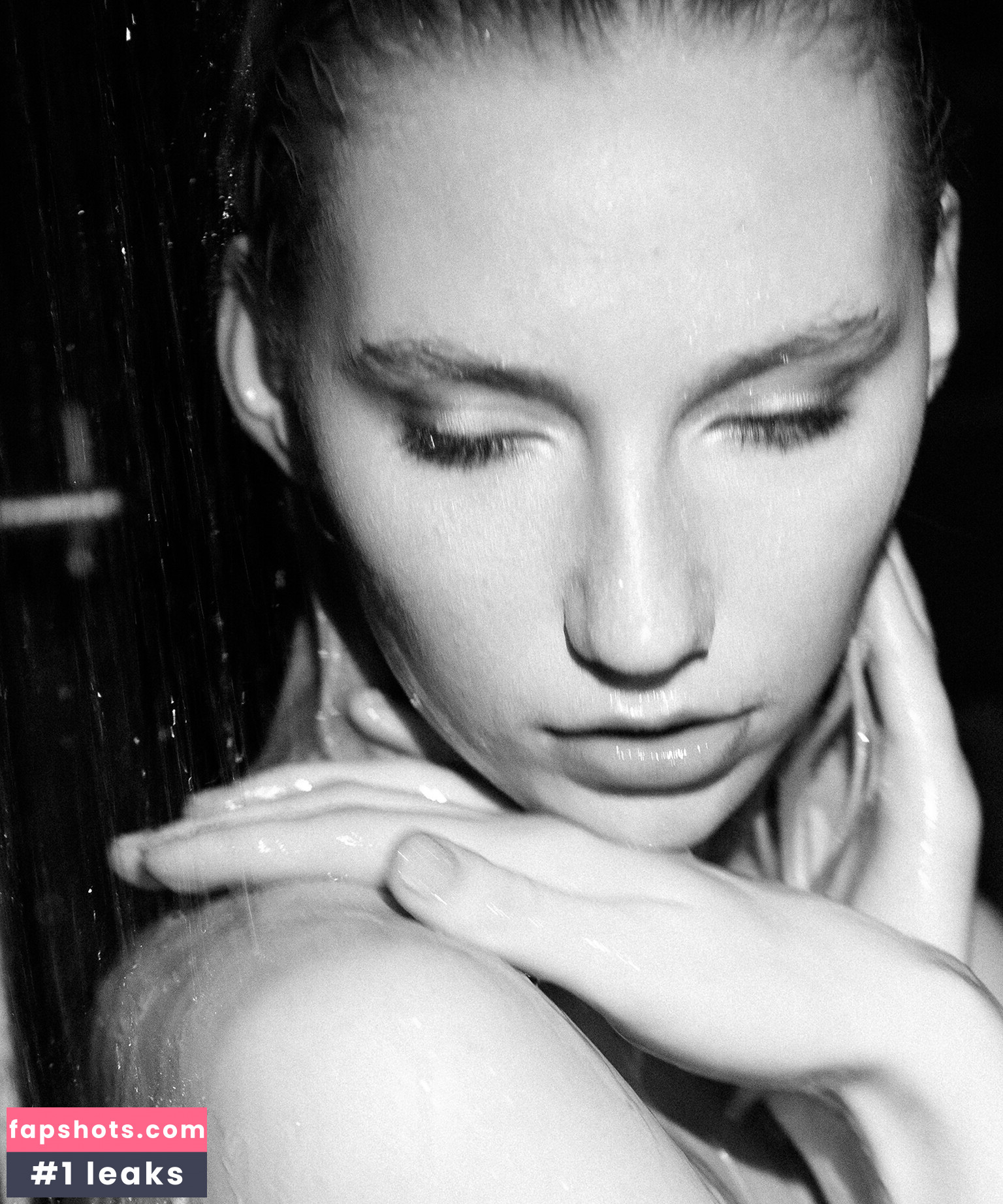 Vika Kucherenko nude babe gallery