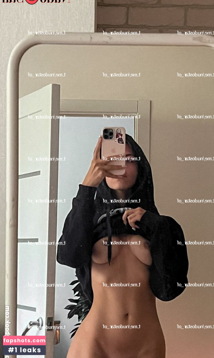 Vika Mednis gallery photo #211