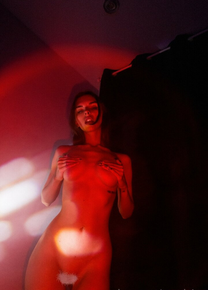 vika-mednis gallery photo #896