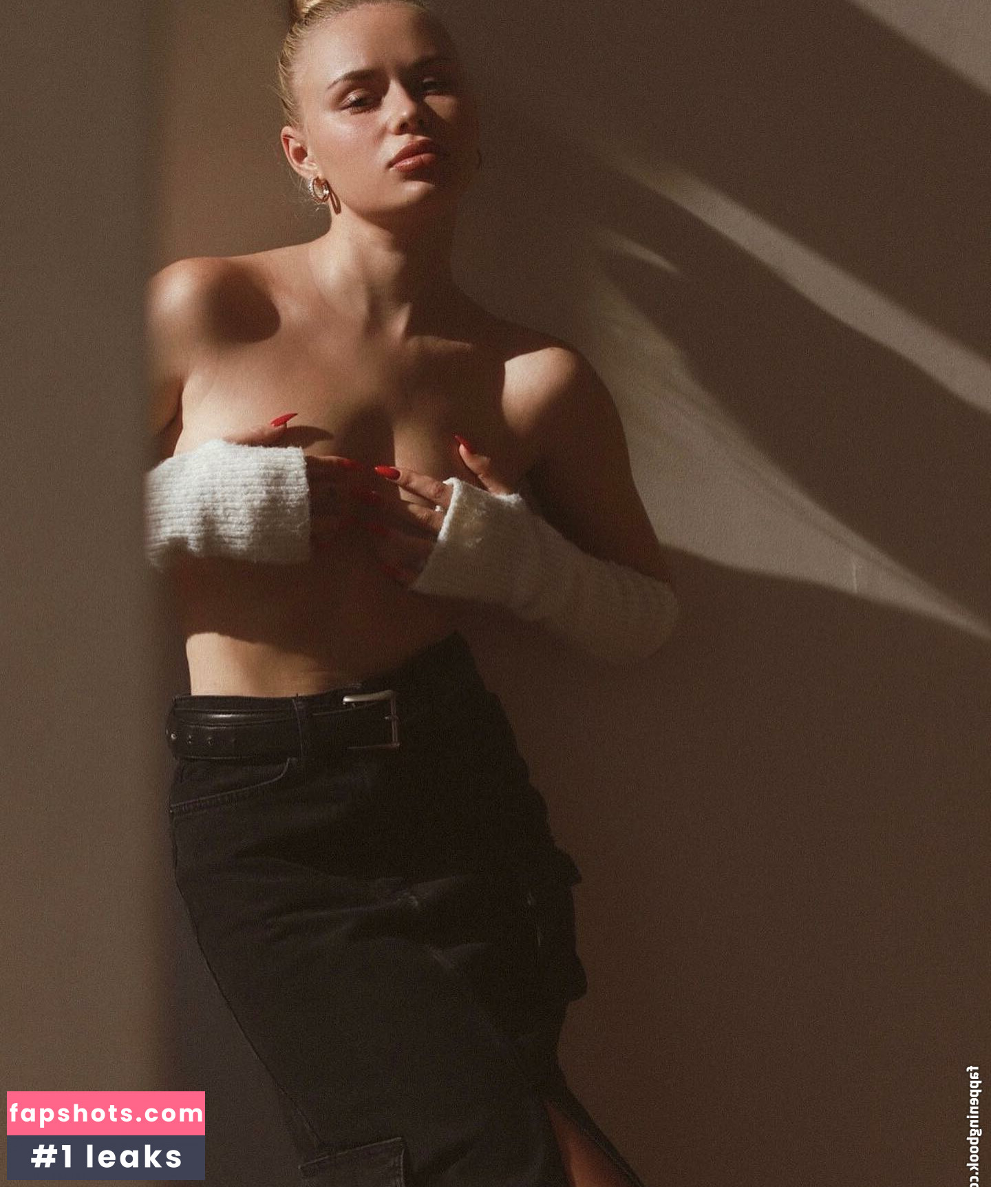 Vika Solovyova gallery photo #16