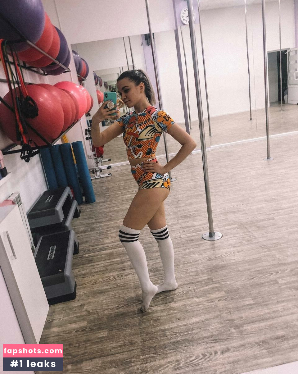 Vikamccline gallery photo #12