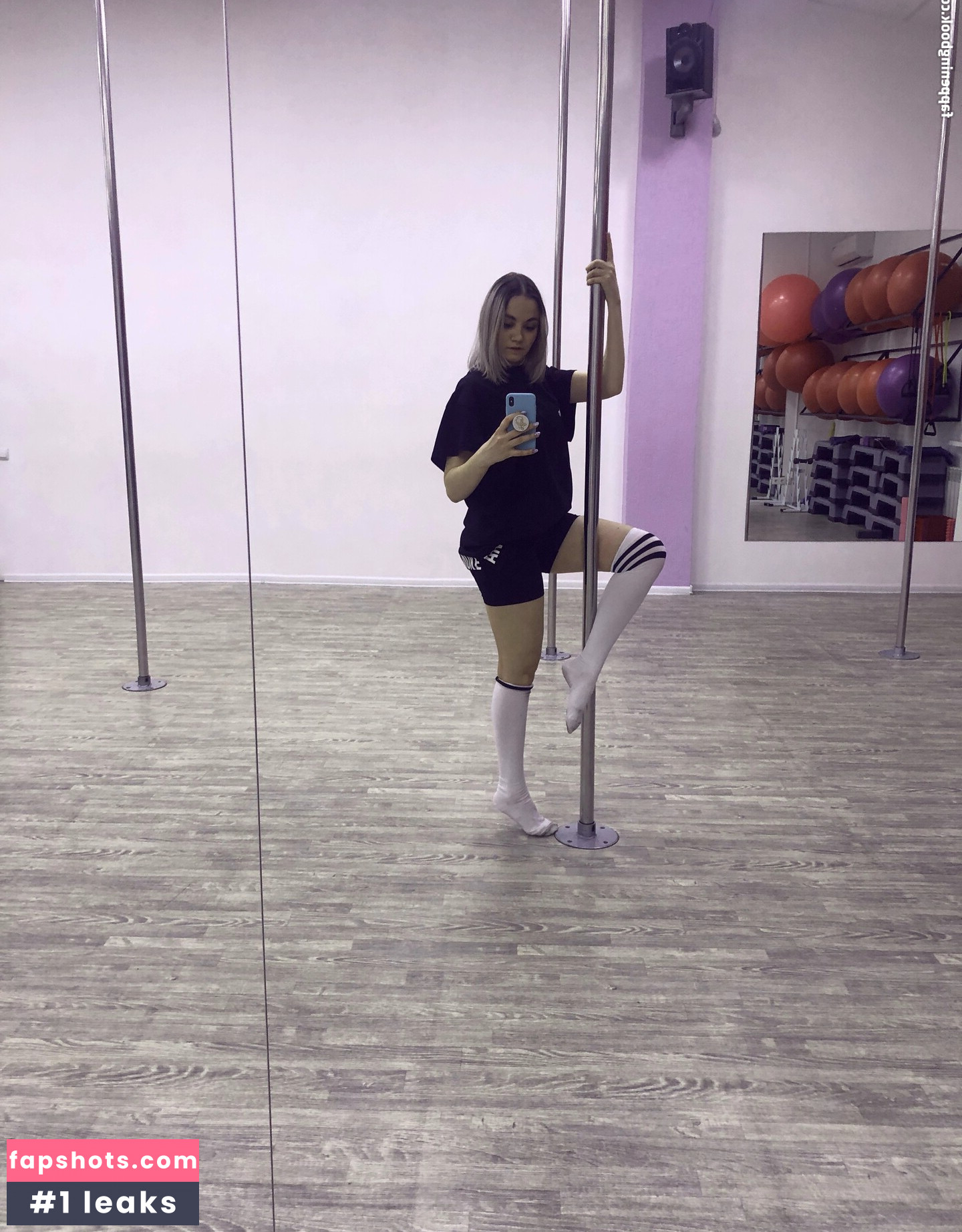 Vikamccline gallery photo #3