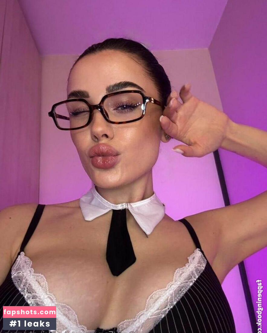 vikki_storms gallery photo #5