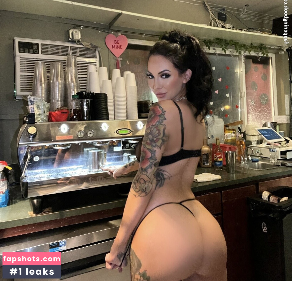 Vikkidoll gallery photo #11