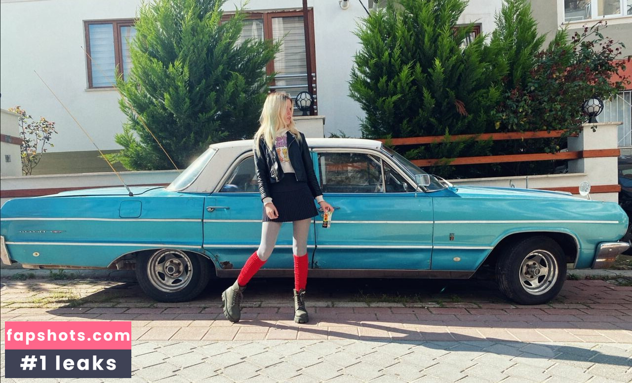 Vikneska Nude Leaks OnlyFans Photos #10 - LeakJerk