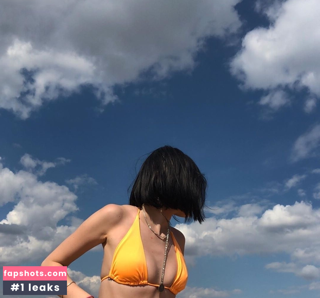 Viktoria Krause gallery photo #7