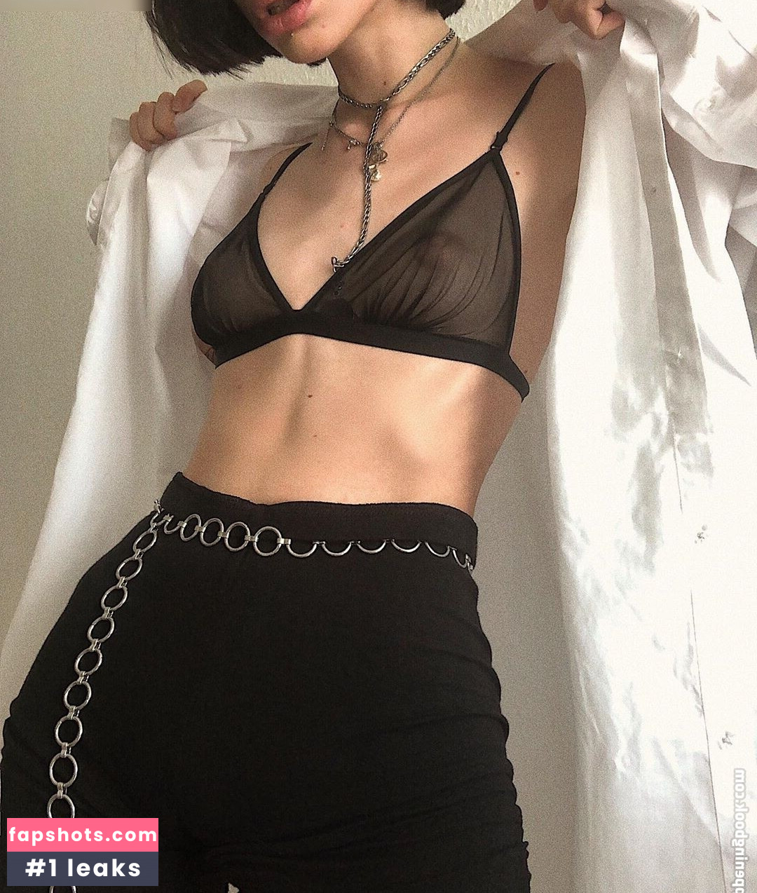 Viktoria Krause gallery photo #10