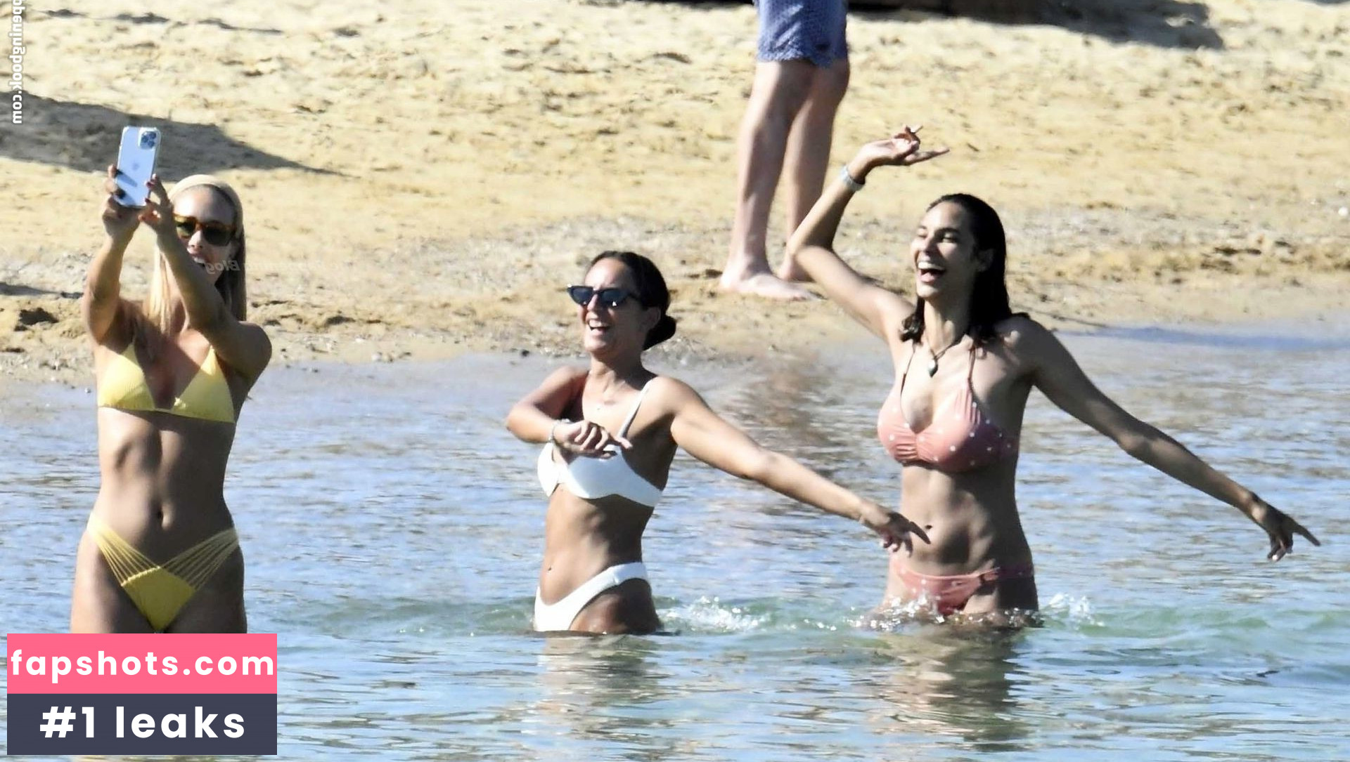 Viktoria Varga gallery photo #5