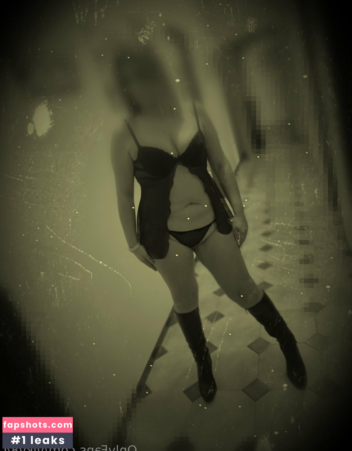 viky84 gallery photo #13