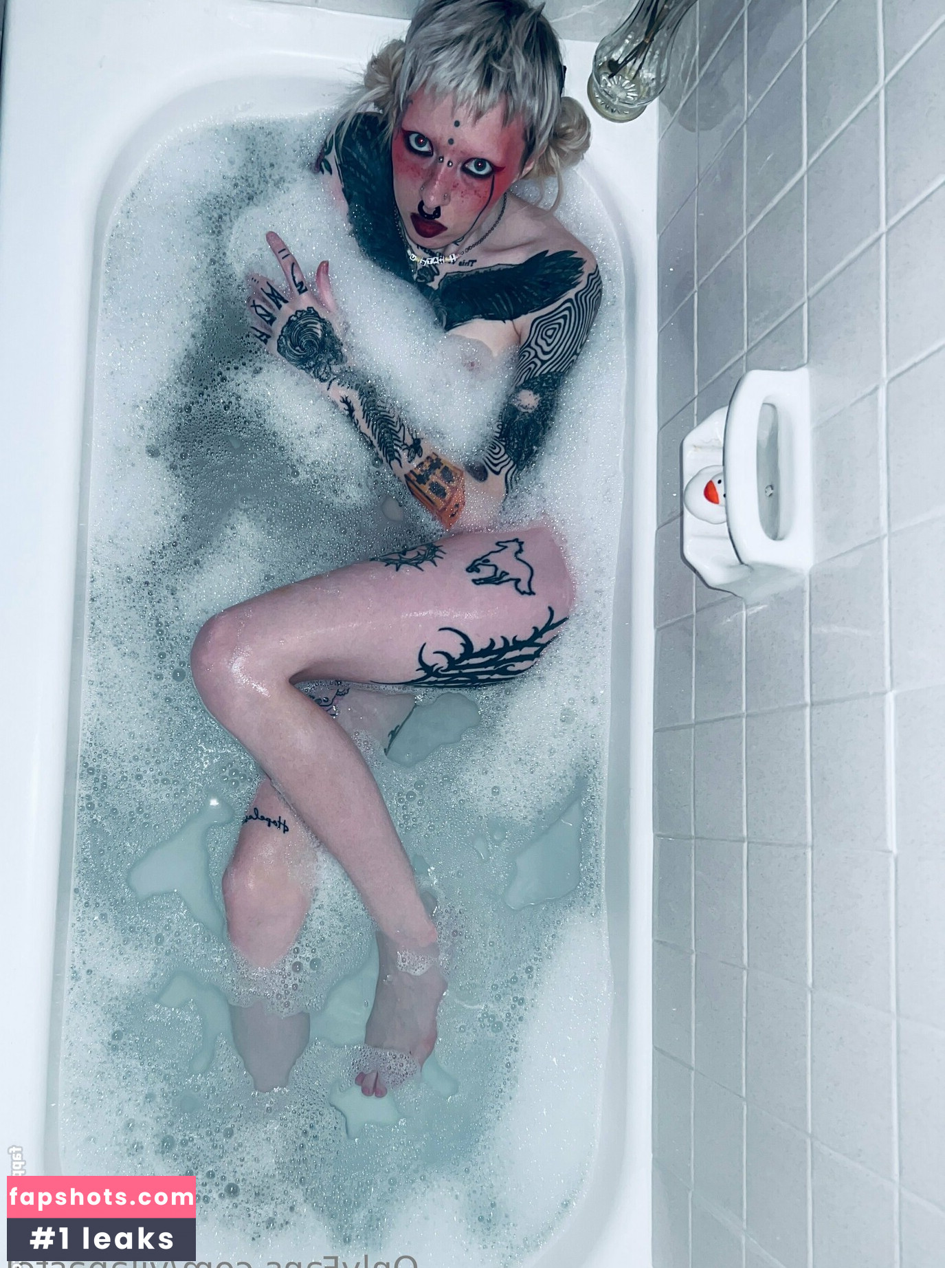 vila.vee Nude Leaks OnlyFans Photos #22 - LeakJerk