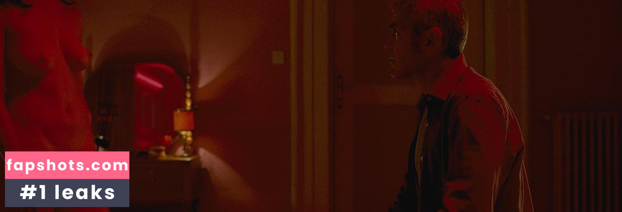 Violante Placido nude babe gallery