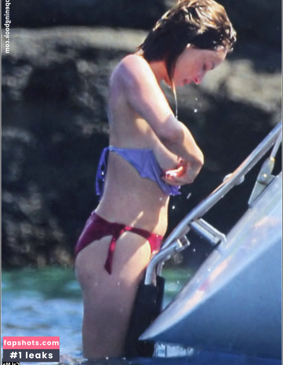 Violante Placido gallery photo #84