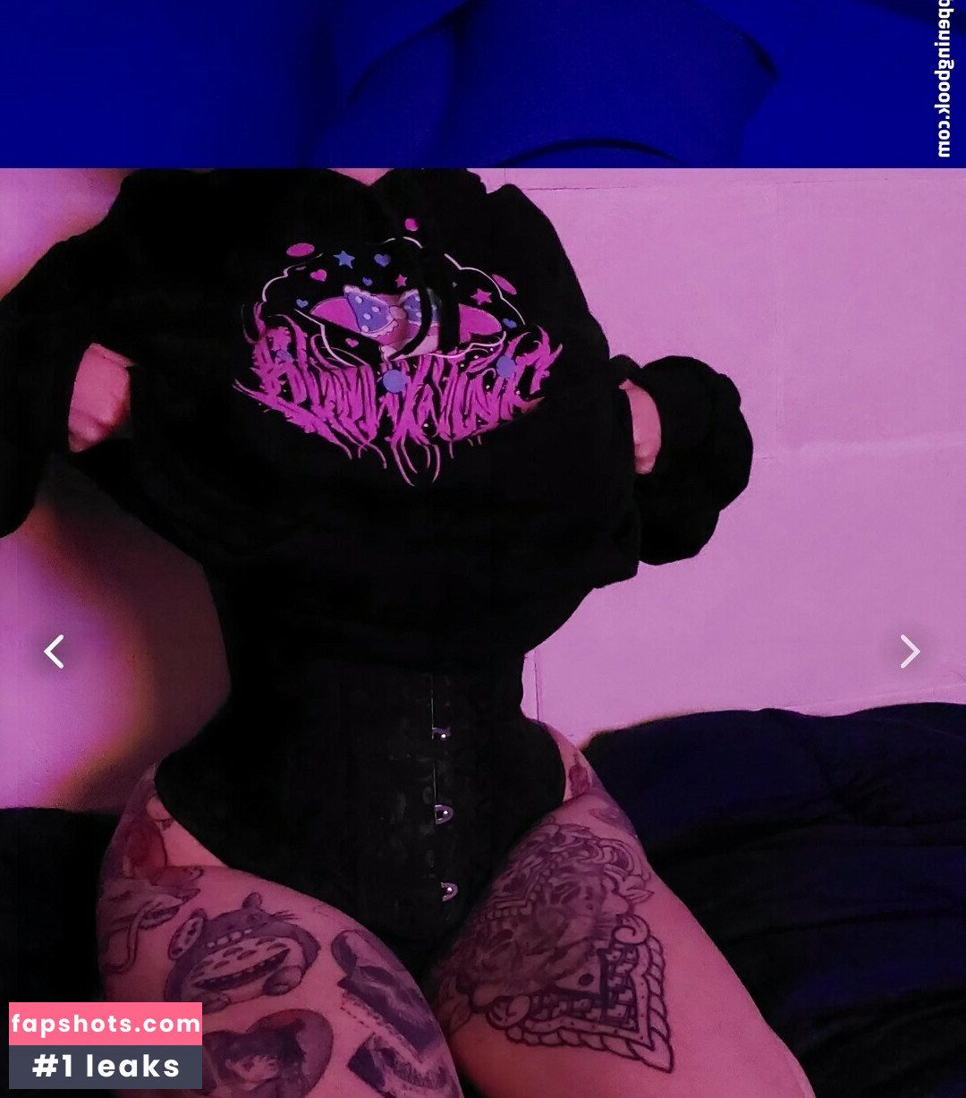 Viole Suerio gallery photo #26