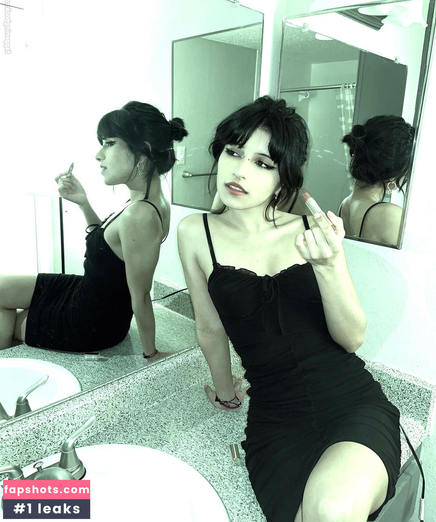 Violent Vira gallery photo #2