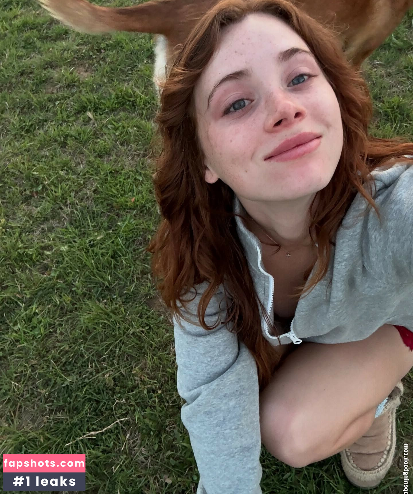 Violet Brinson gallery photo #3