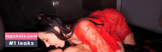 Violet Myers gallery photo #1633