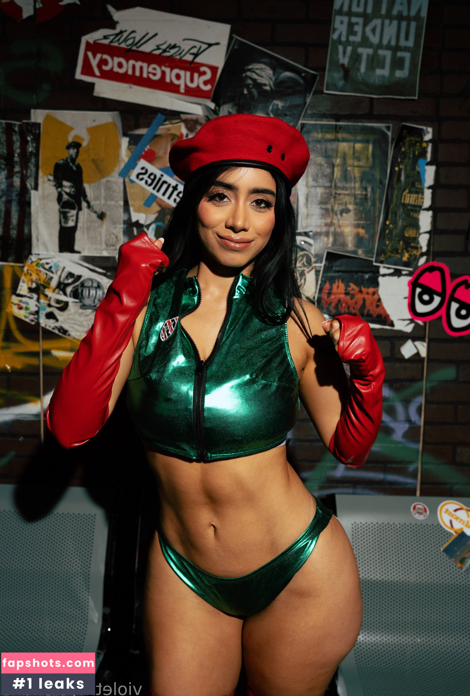 Violet Myers gallery photo #2059